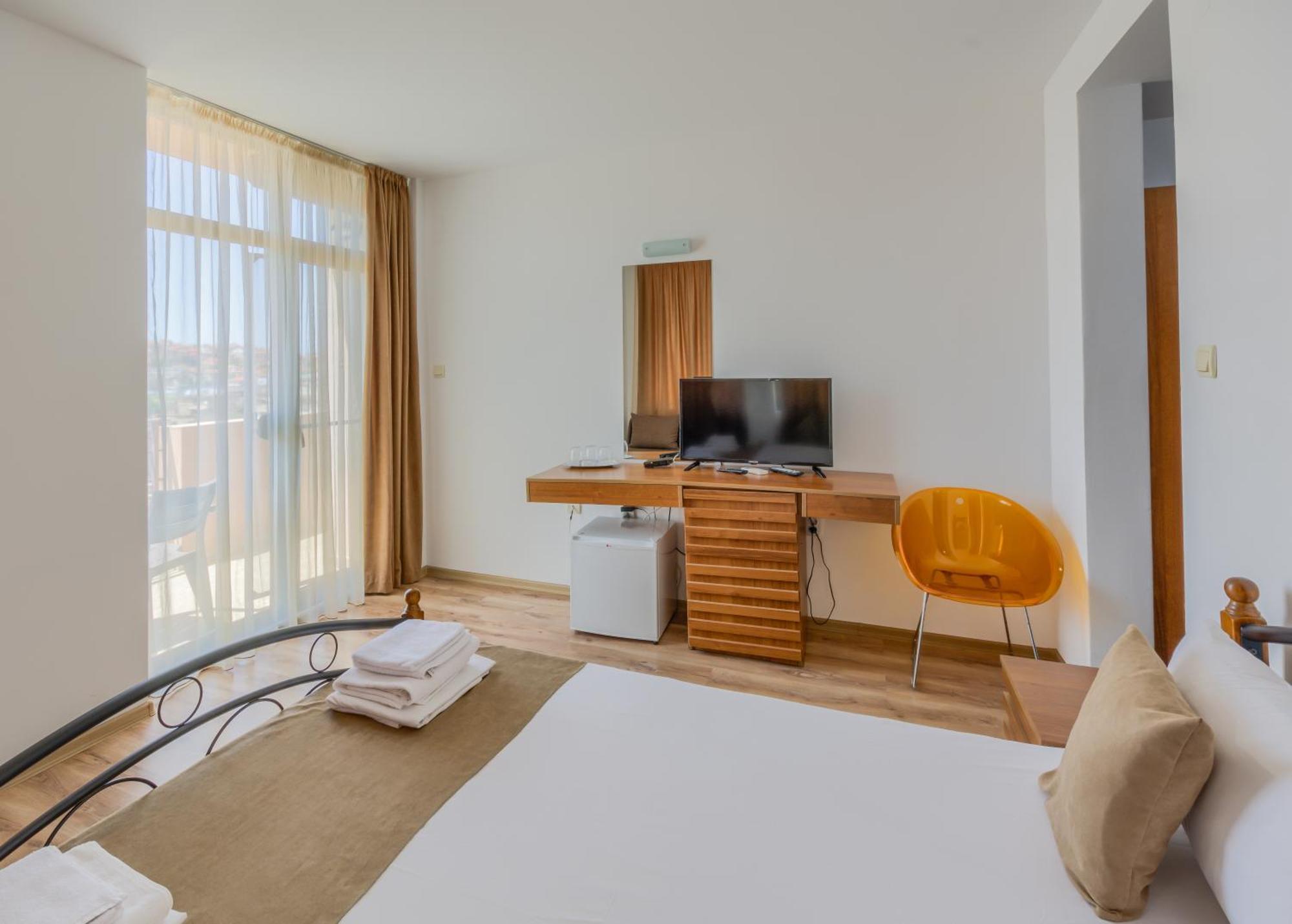 Hotel Odyssey Созополь Экстерьер фото